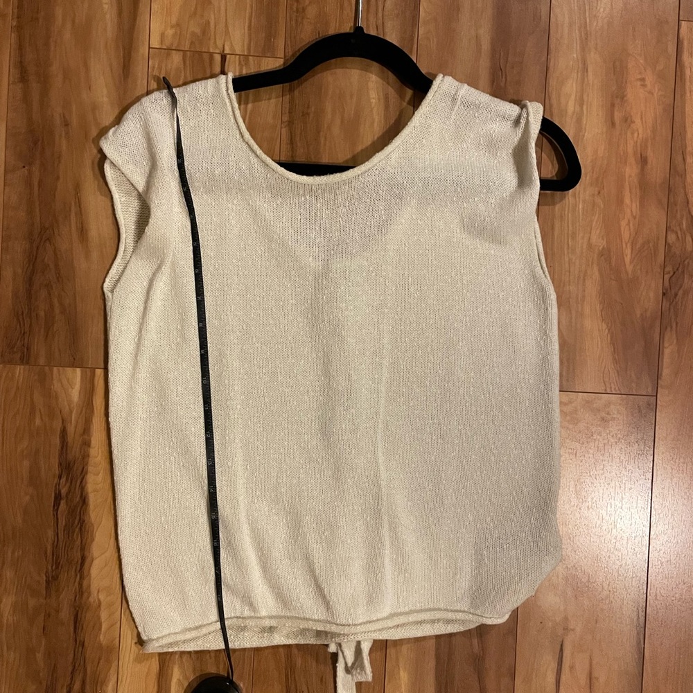 Roxy Top - Picture 5 of 7